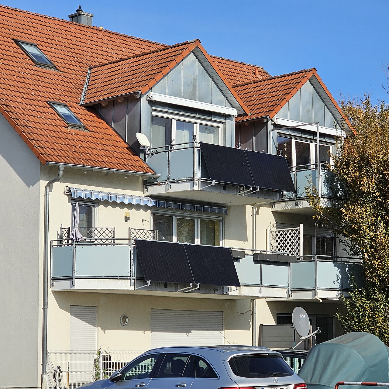 Balcony Solar Power in 2026: My Honest Experience and ROI